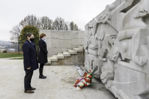 2020_10_30 Polaganje venca na spomeniku NOB na Gričku_Foto_Uroš Novina_004